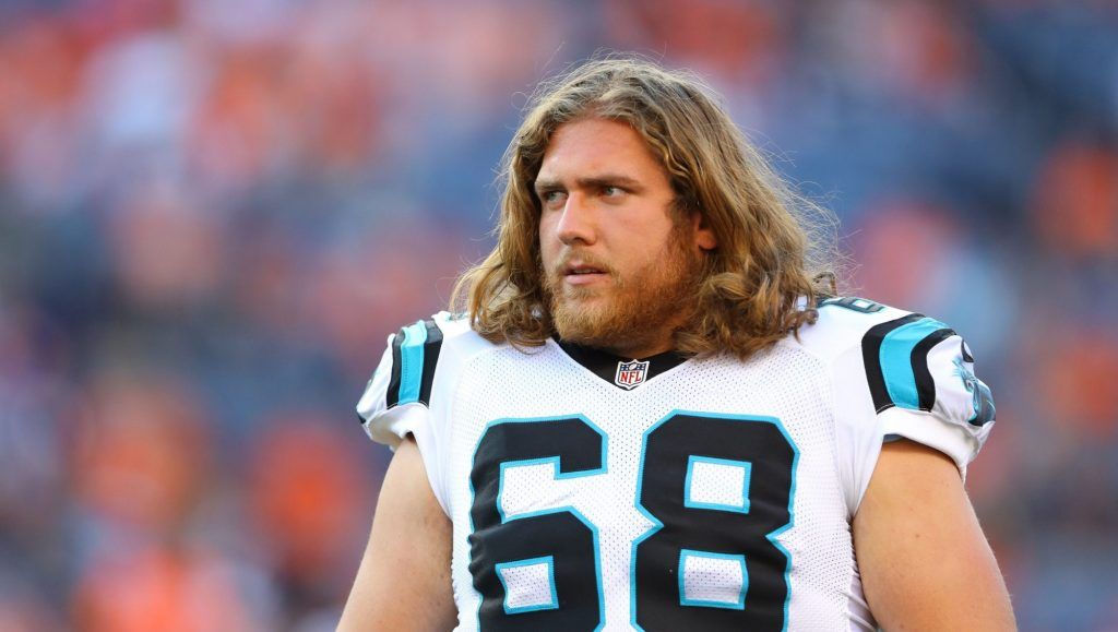 Andrew Norwell on the field
