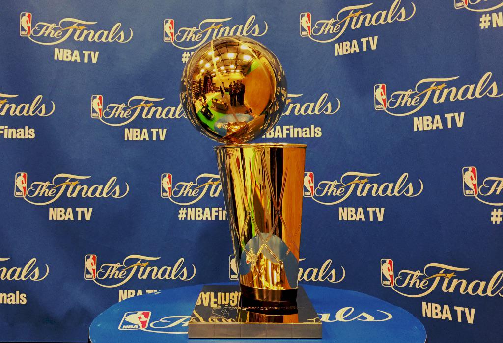 What is the Larry O'Brien Trophy? – NBC10 Philadelphia